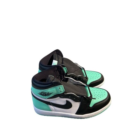 Nike Air Jordans HT sneakers Retro Mens 9 Black Green Glow New Box